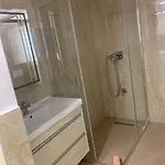 Et * Тирана