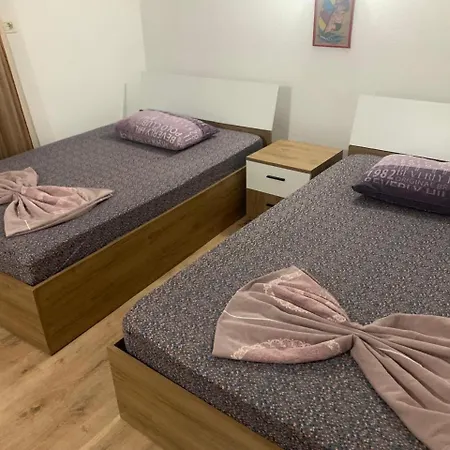 Apartment Et Tirana